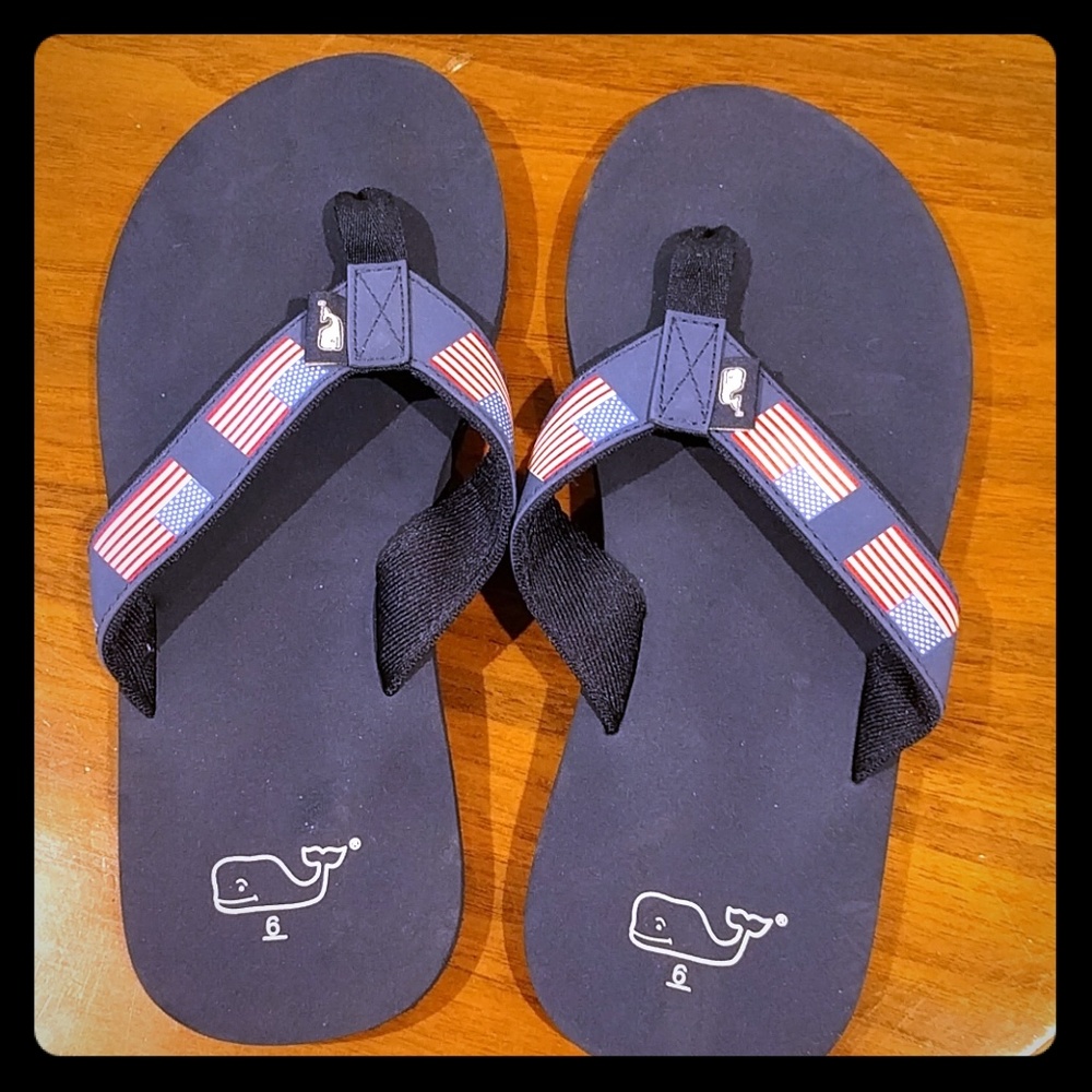 Vineyard Vines sz 6 flip flops